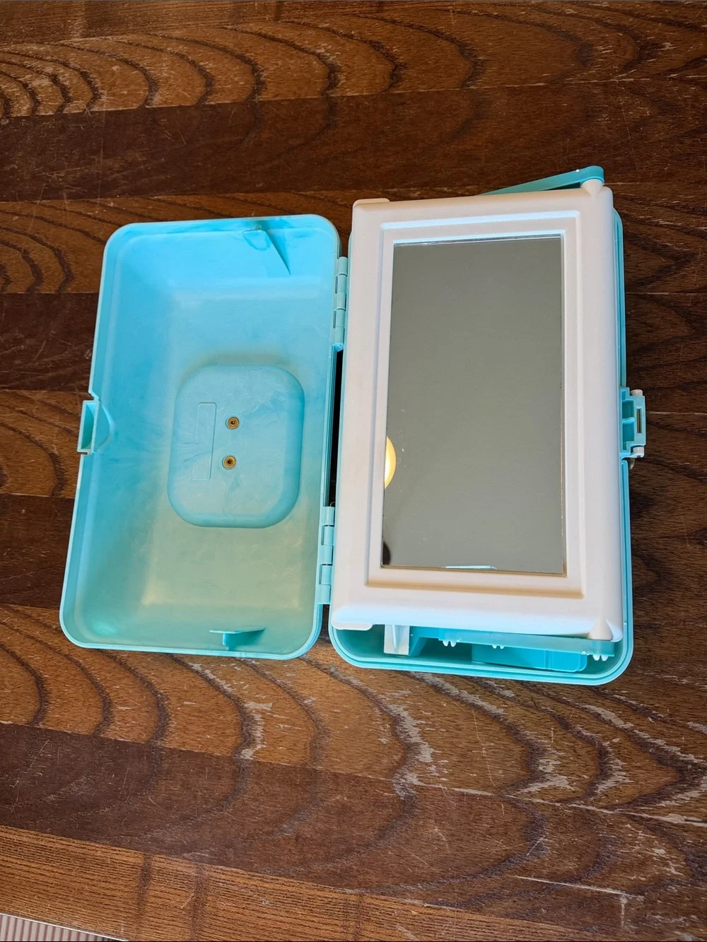 80s Caboodles Light Blue Makeup Organizer Case- Limited addition and unused.